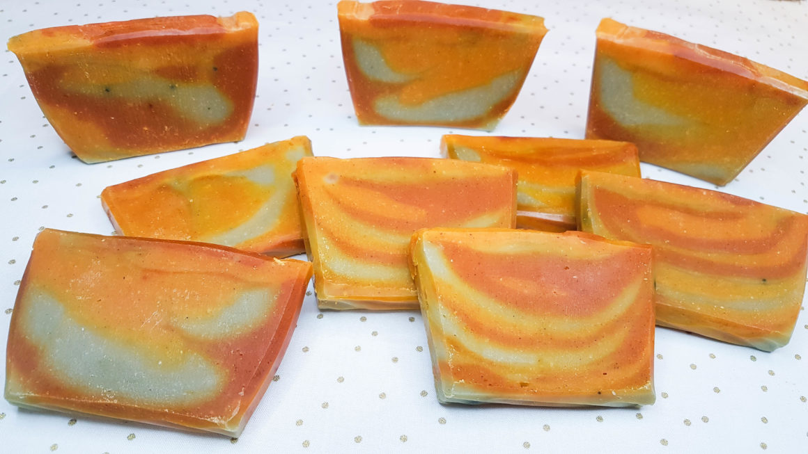 savon saponification à froid urucum spiruline argile blanche